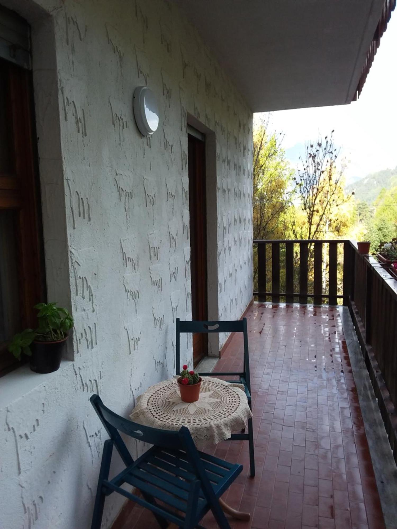 Sauze Guesthouse Apartment Oulx Екстериор снимка